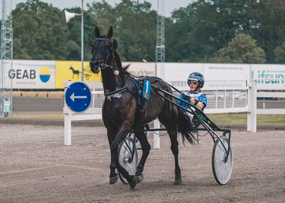 Årets Damchampion på Visbytravet 2021 Moa Jakobsson